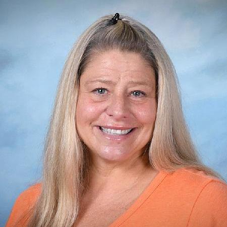 HeidiMeyers's Profile Photo