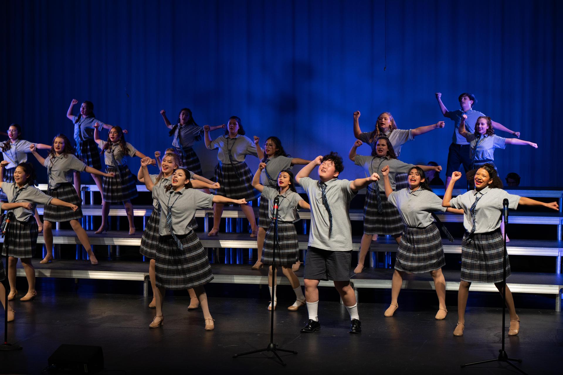 Show Choir Express Performing at BOHS