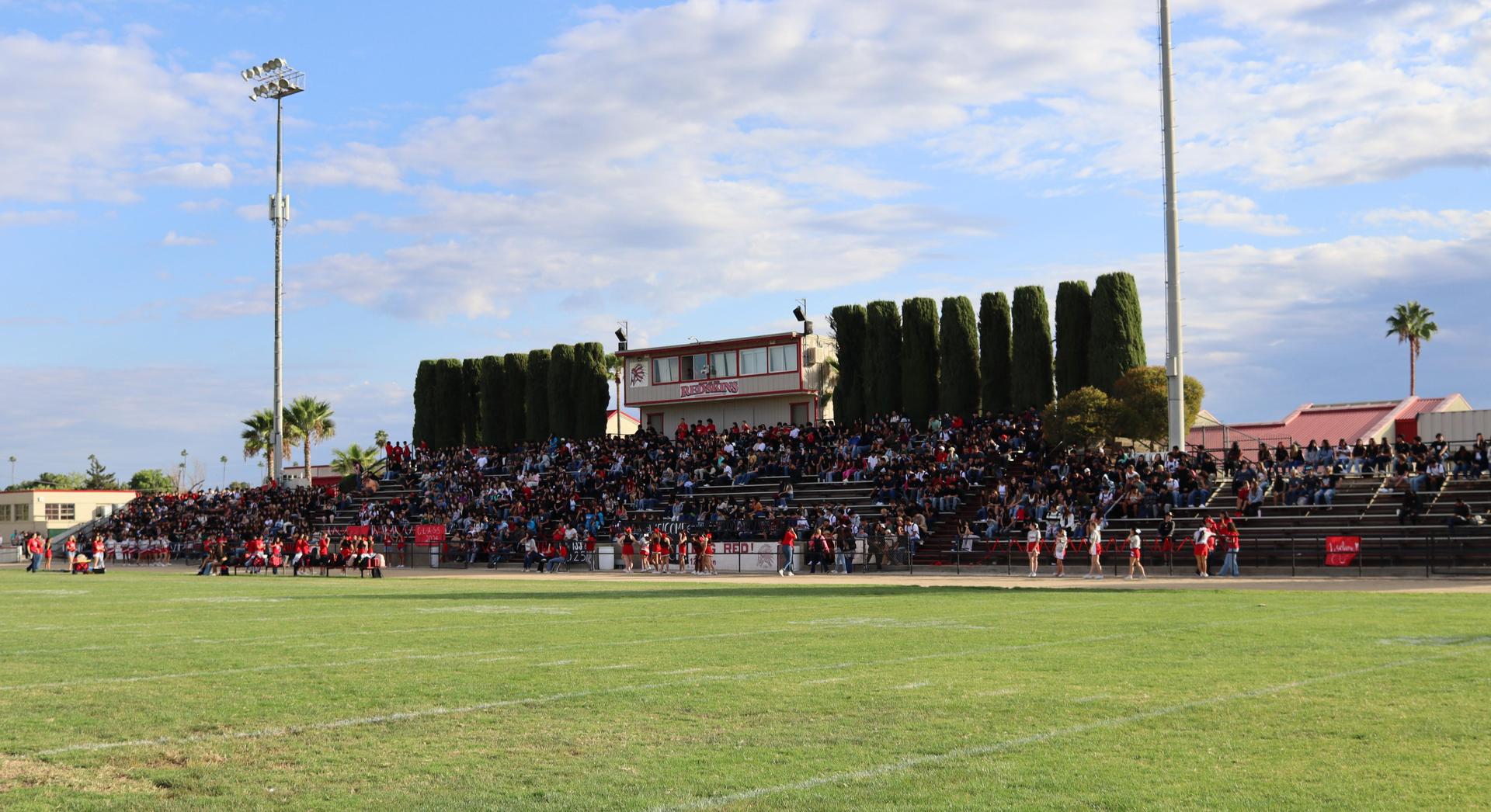 Students and staff enjoying the back to school rally