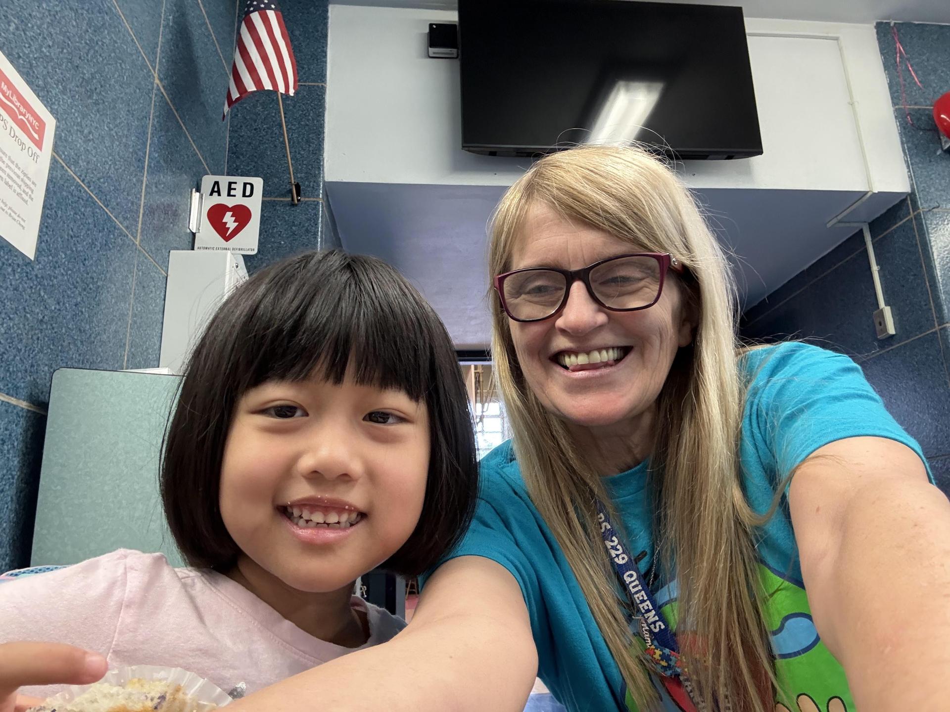 kids learning about out space 