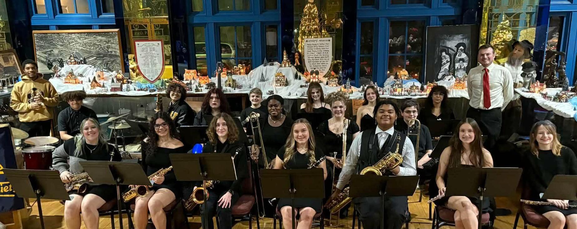 Band Students posing for a picture