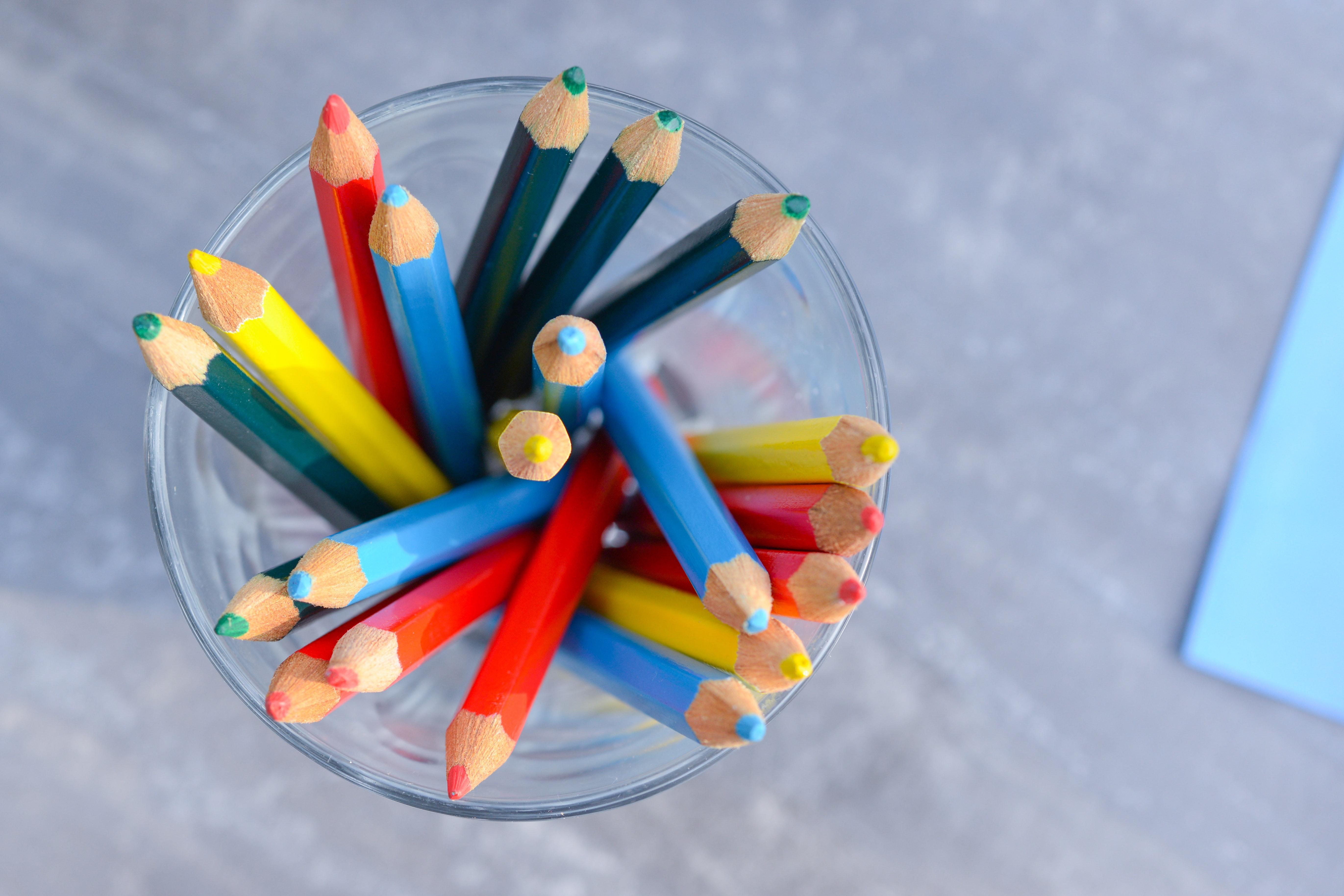 Color pencils in a cup