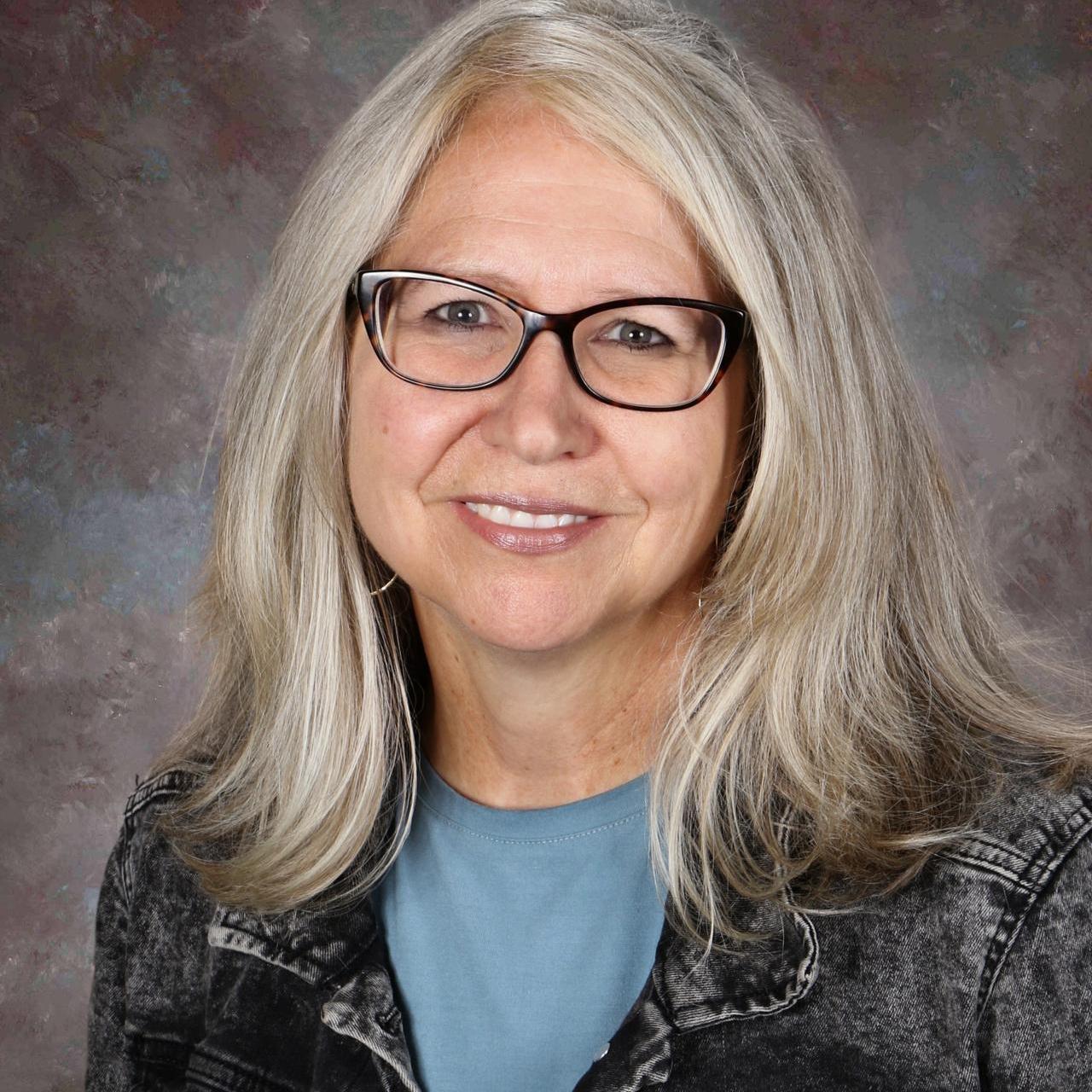 Mrs.Dow-Peterson's Profile Photo