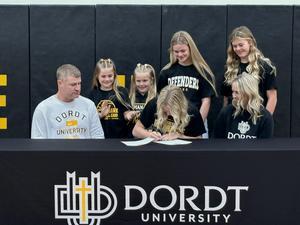 Brynlee Signing