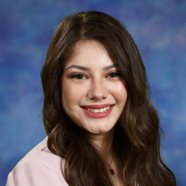 RuthieSanchez's Profile Photo