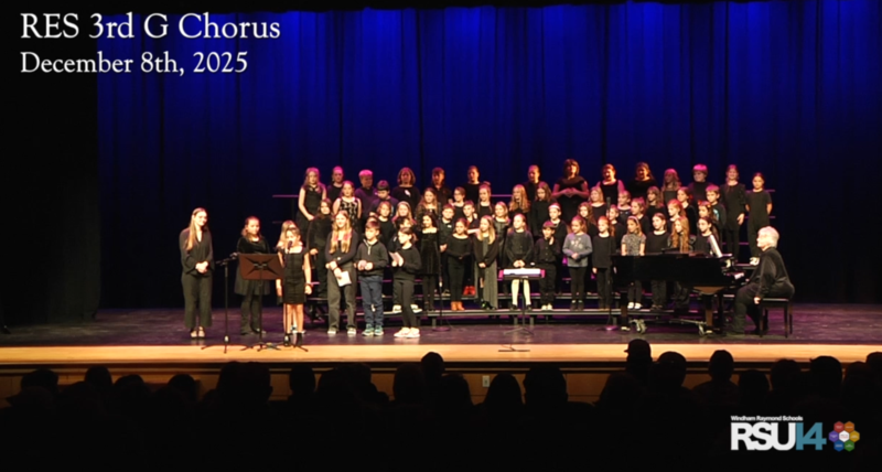 The RES Chorus performs on 12/8/2025.