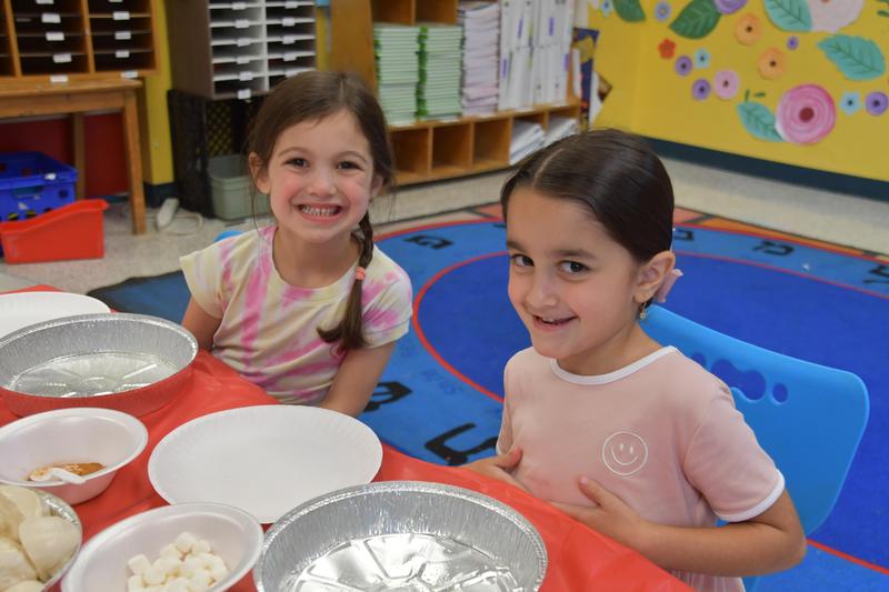 Kindergarten Challah bake.