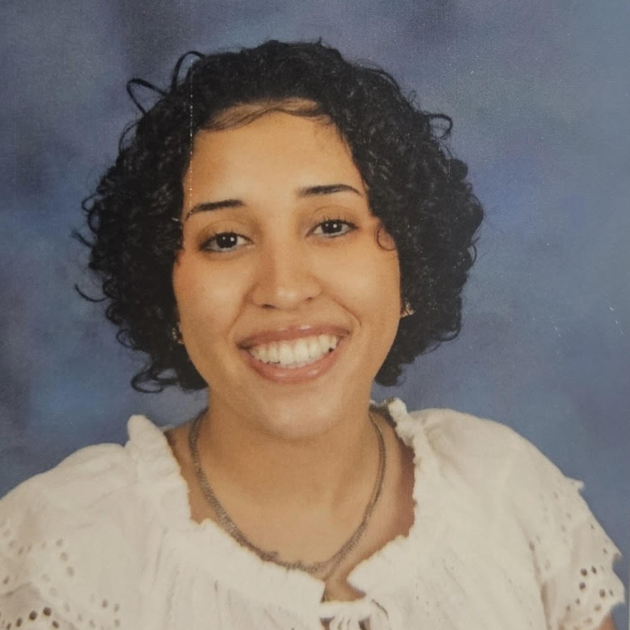 AngieCorrales's Profile Photo