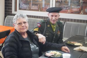 Veterans enjoy lunch after the morning program.