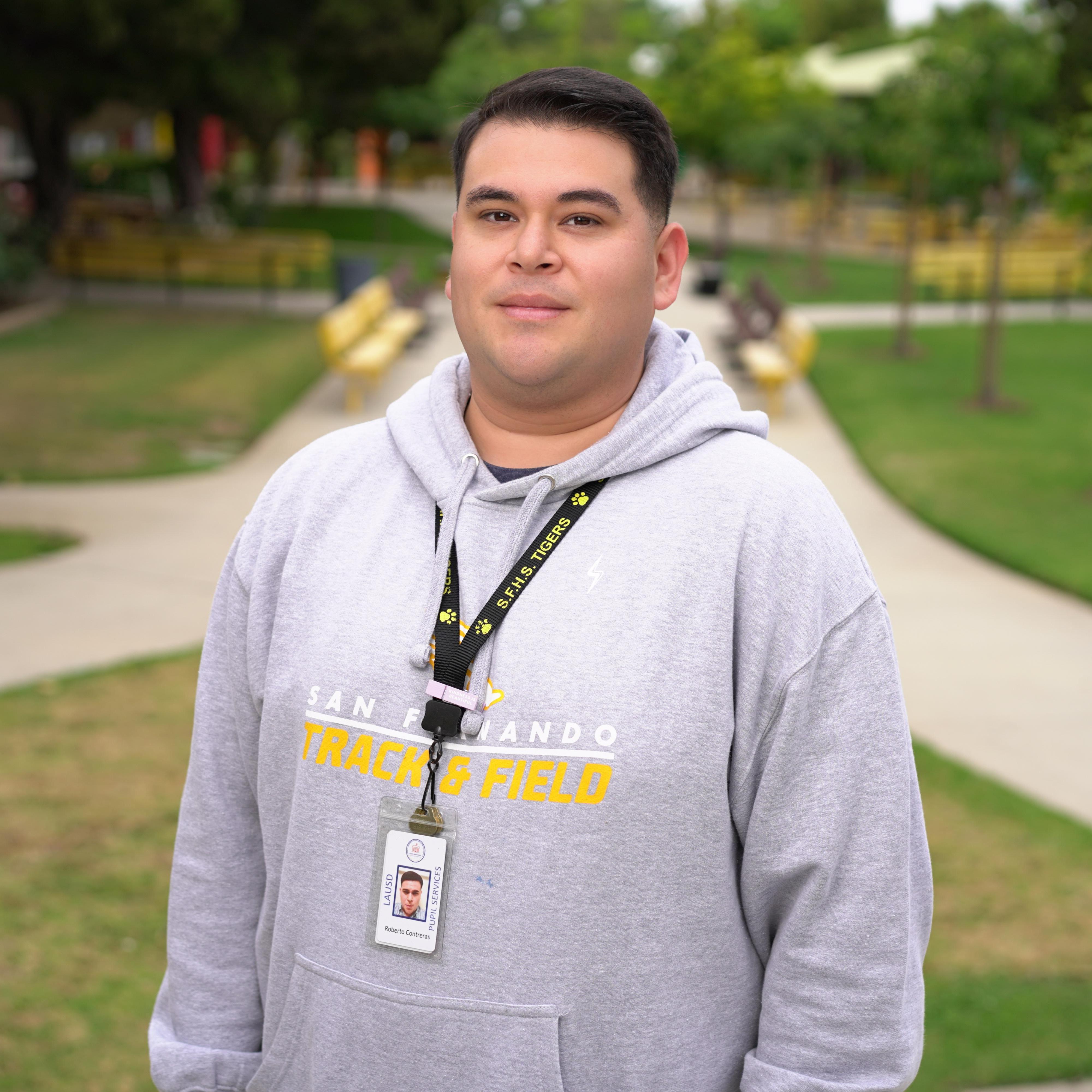 RobertoContreras's Profile Photo
