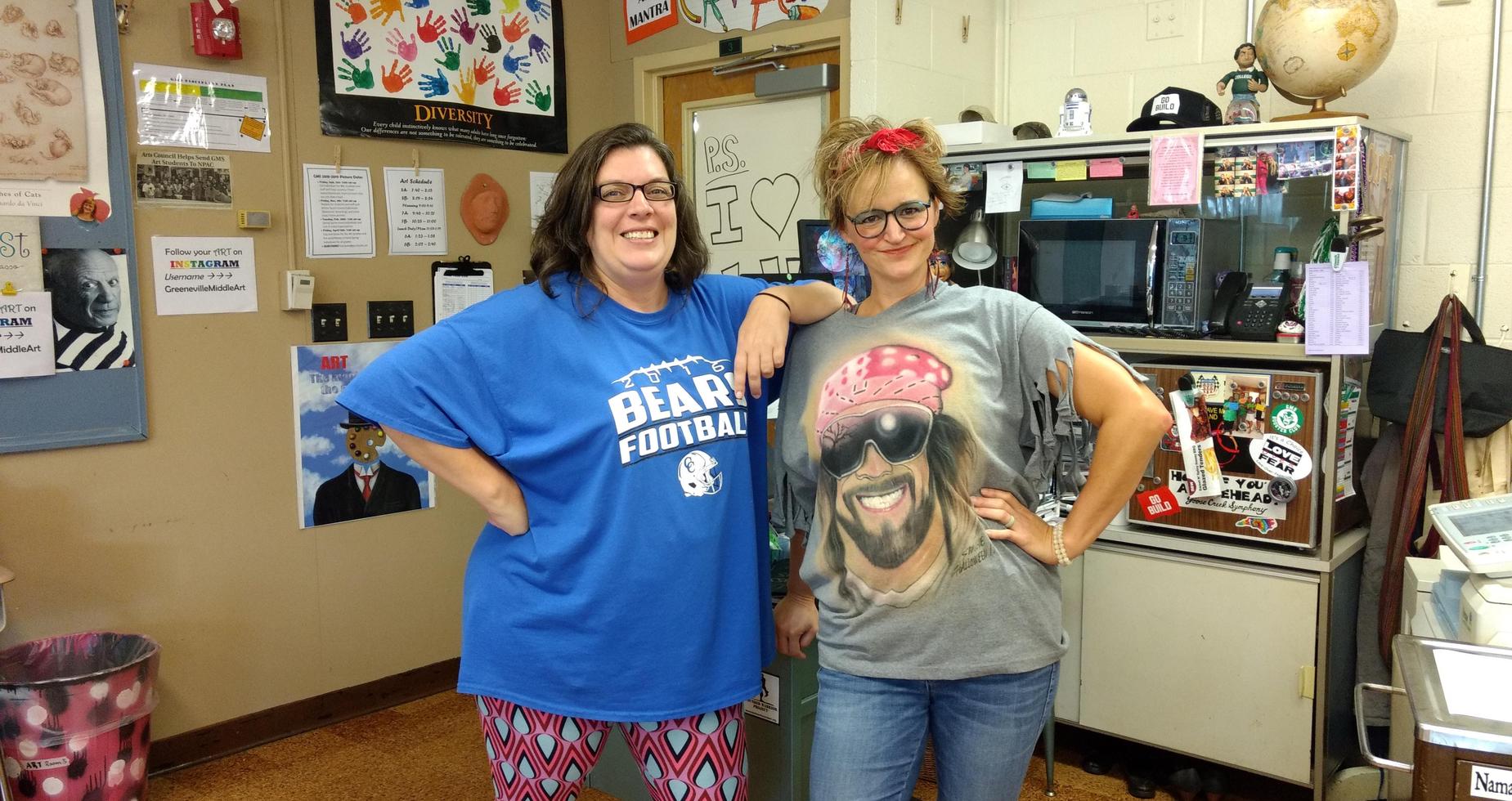 A picture of two teachers