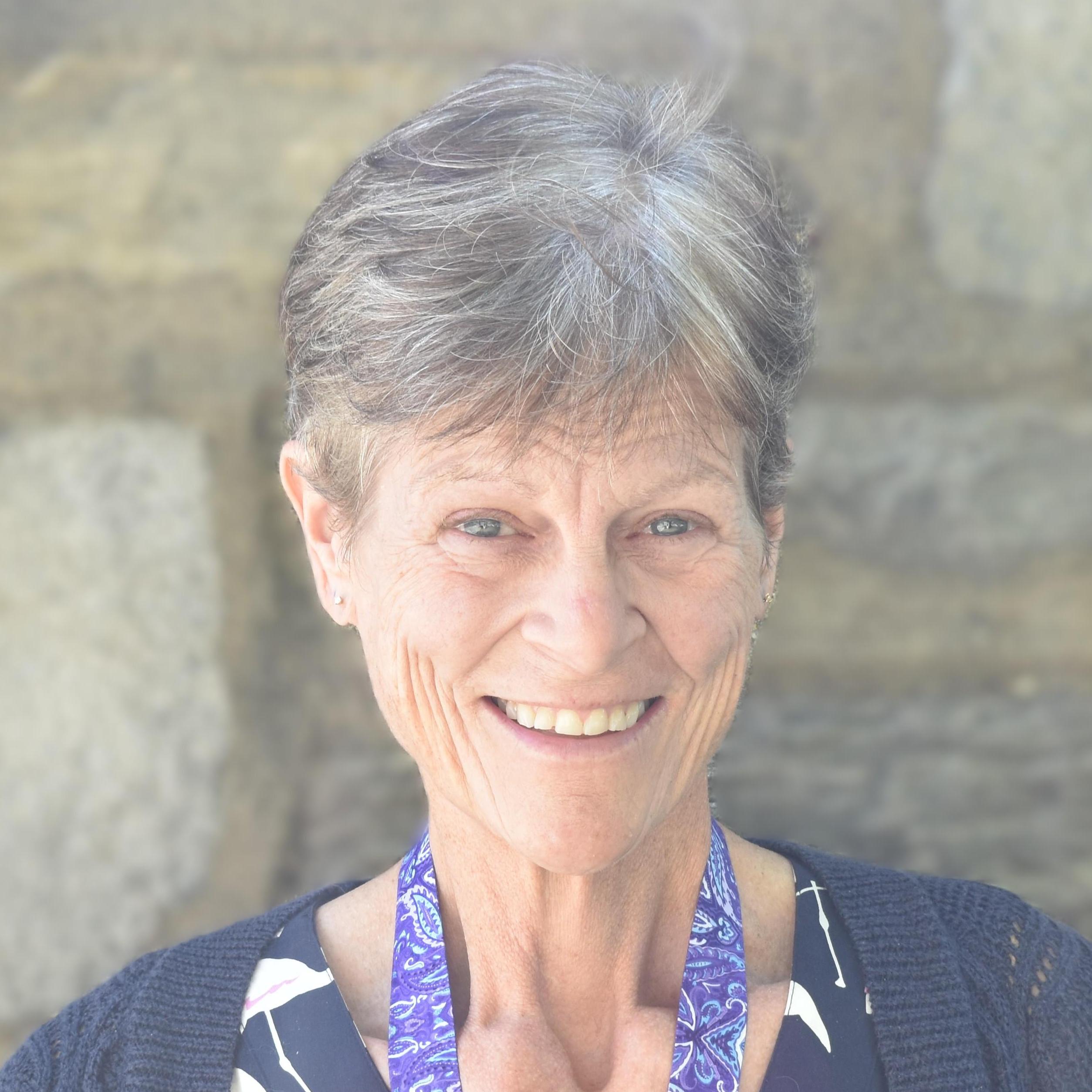 LisaYates's Profile Photo