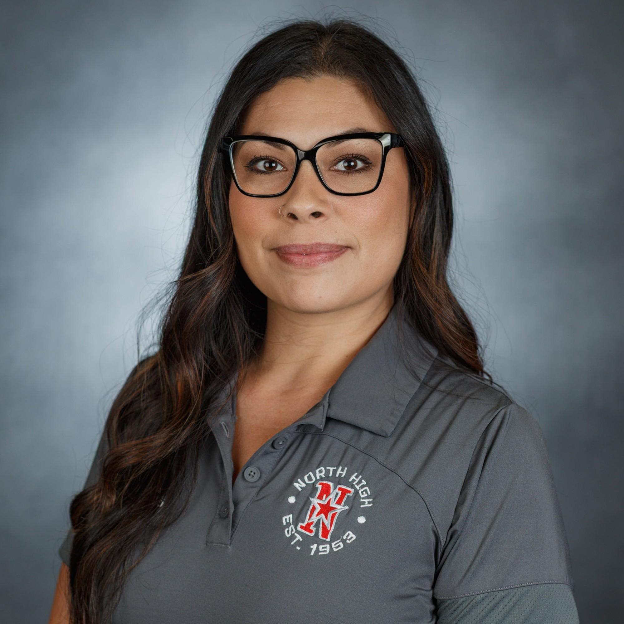 MoniqueVenegas's Profile Photo