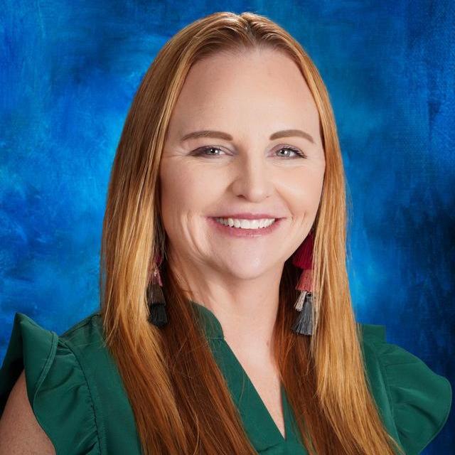 HollyBarker's Profile Photo