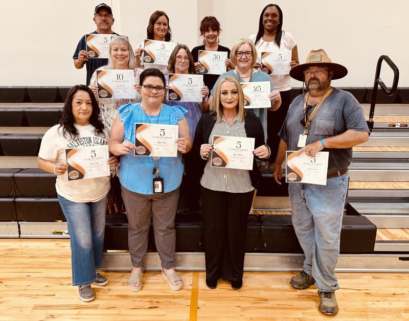 Dawson ISD Honors Long-time Employees