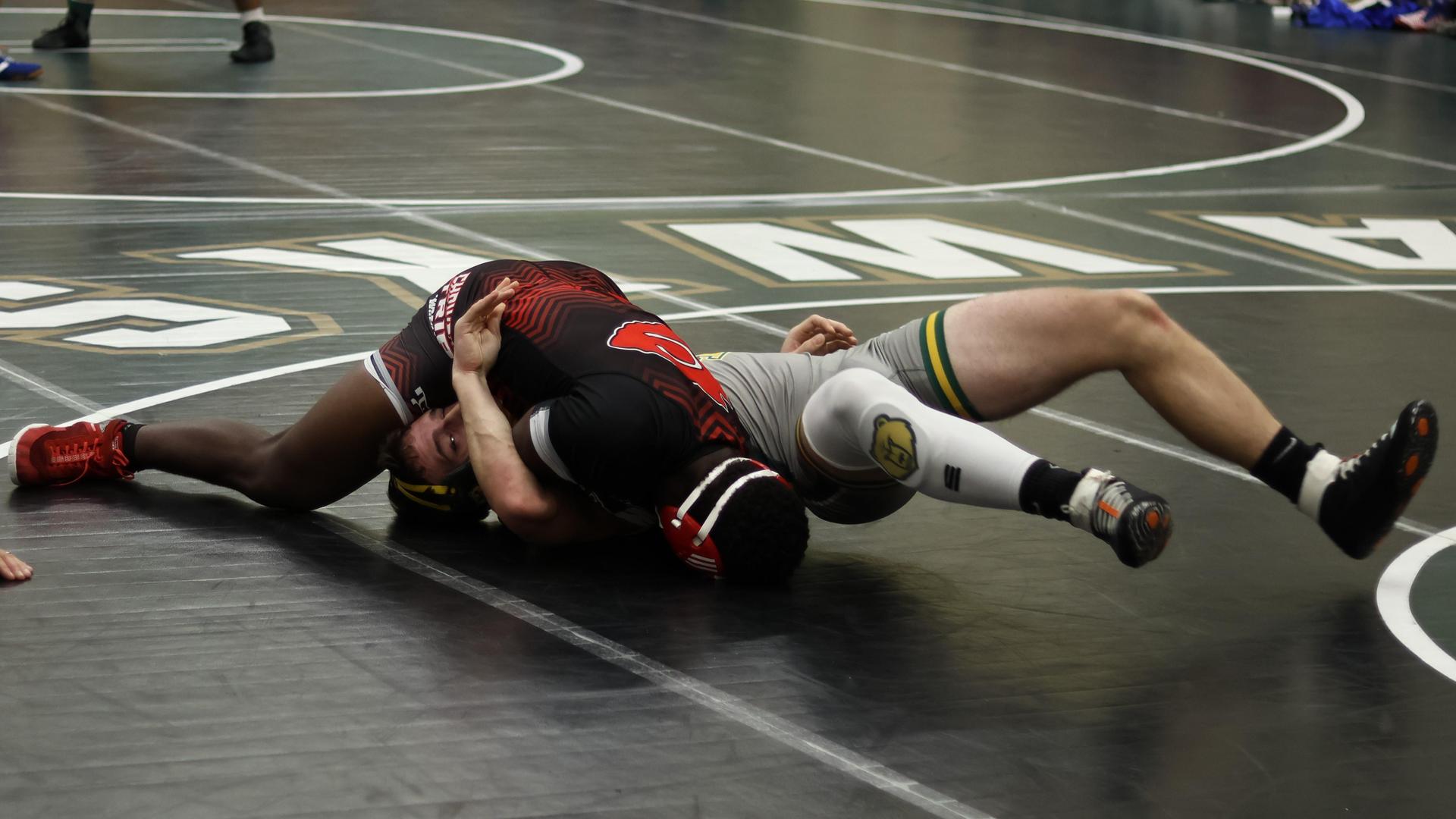 boys wrestling at liberty duals