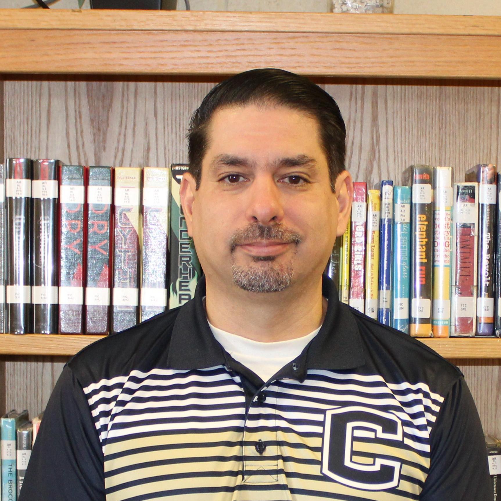 AlbertoGonzalez's Profile Photo