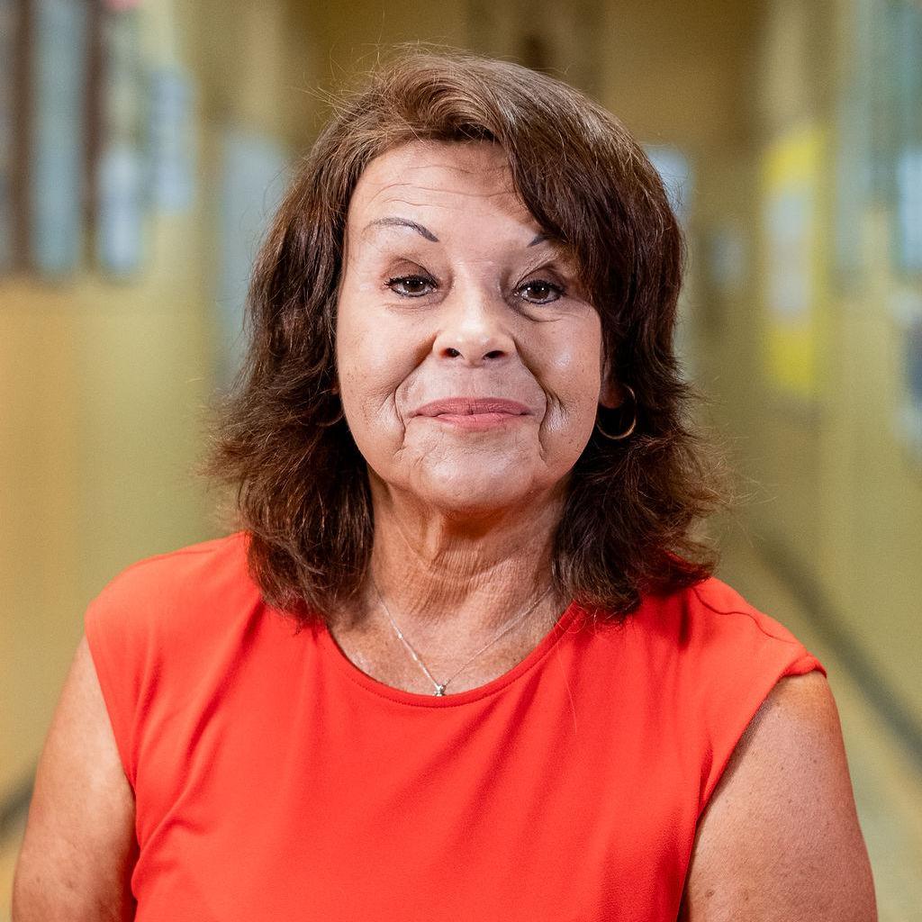 LeticiaFlores's Profile Photo