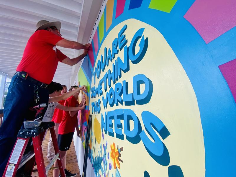Clarkdale Elementary Love Out Loud Mural