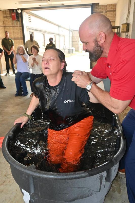 Sheriff Bryant “Wally” Jones Welcomes First Baptist Church Summit for Baptismal Ceremony at the Pike County Detention Center