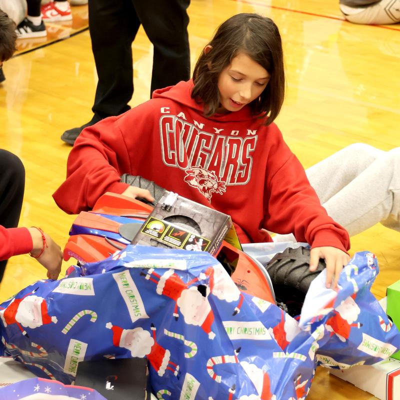 Freiheit Elementary Student Cameron Ramos at Cougar Christmas 2025