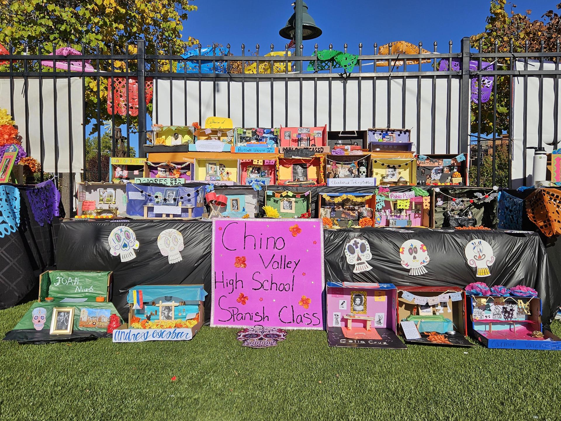 chino valley high school spanish class dia de los muertos display