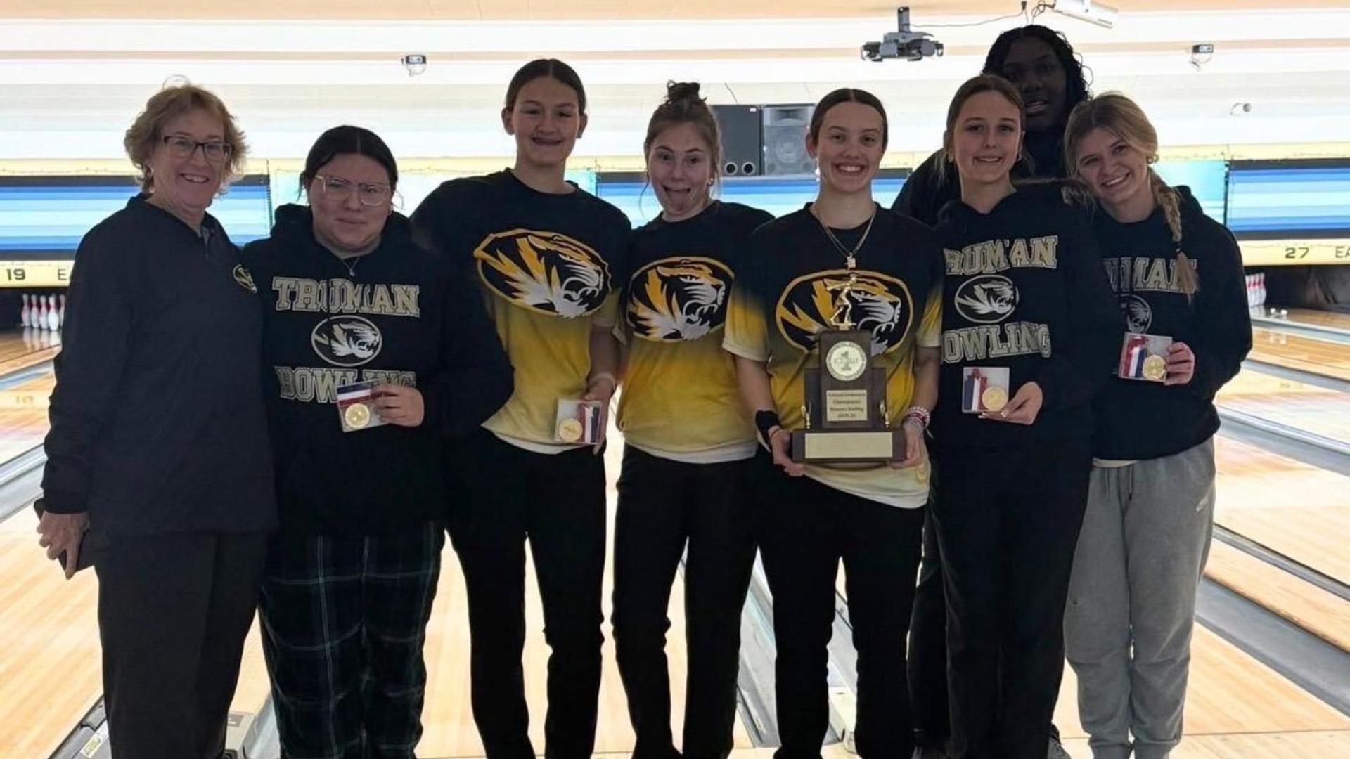 Girls Bowling Champs