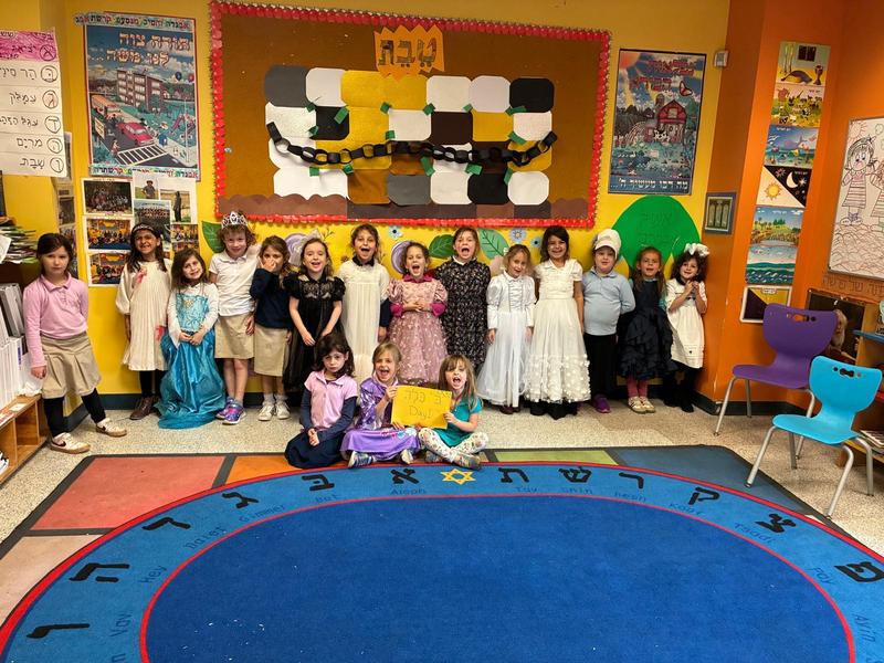 Kitah K students dress up as kallahs