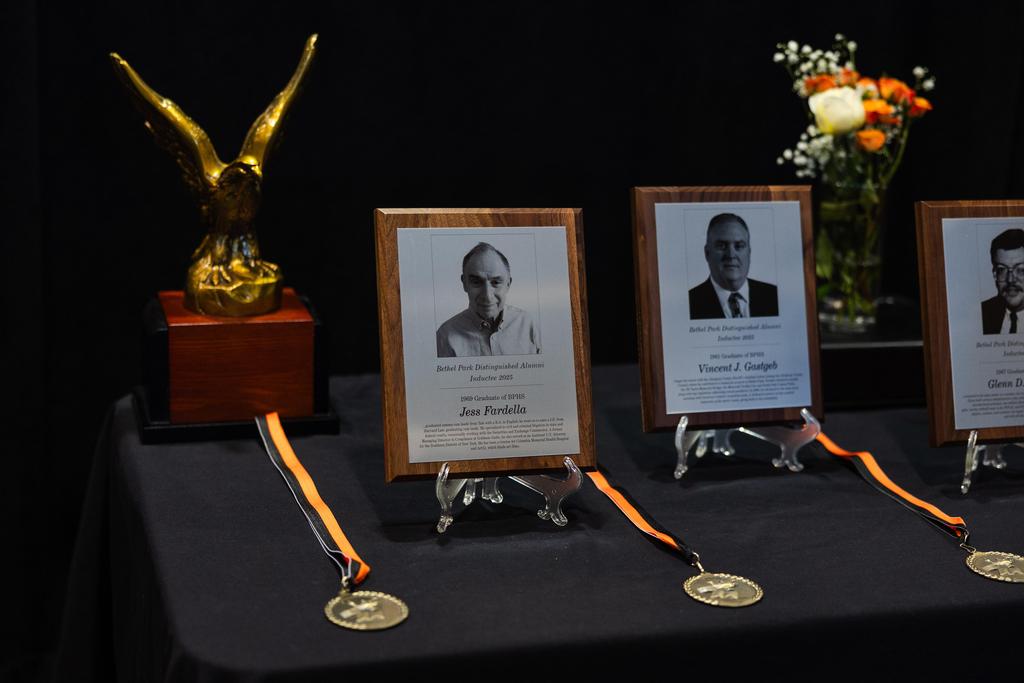 2025 NHS/Distinguished Alumni HOF Inductions - 007