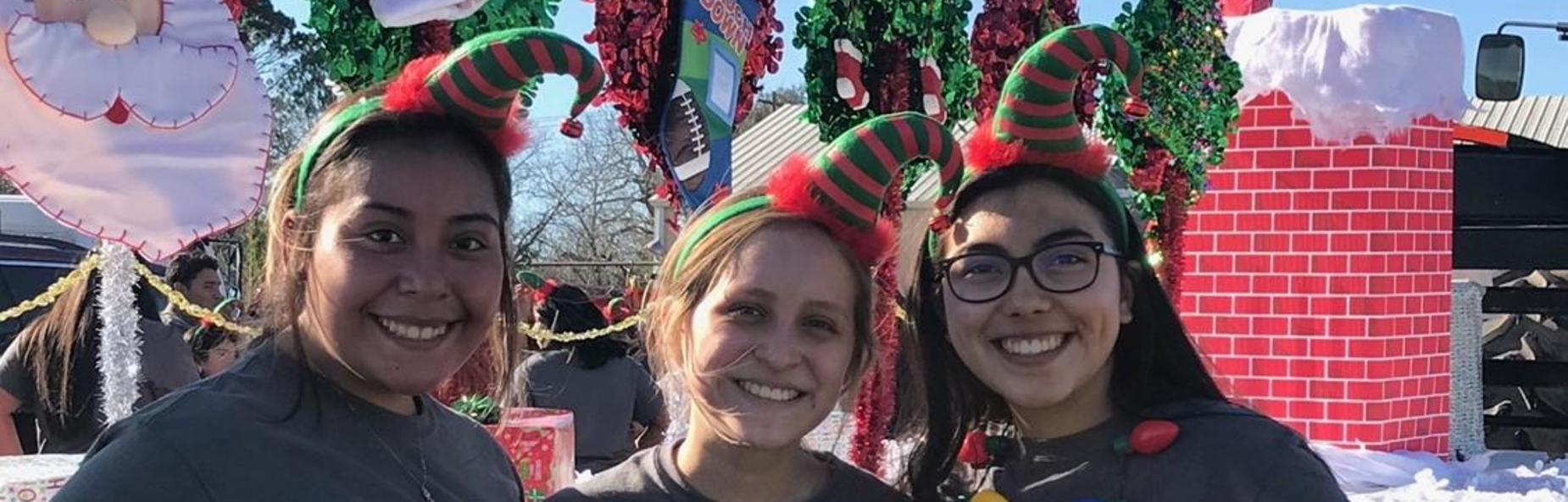students in christmas parade