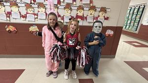 Students enjoying the fall season