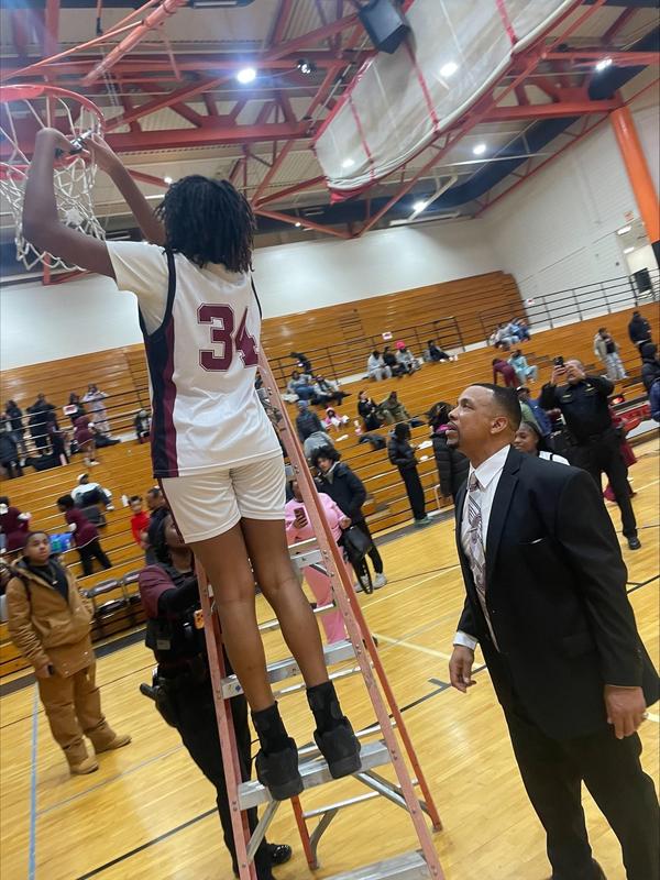 Lady Tigers Win Sectional Championship