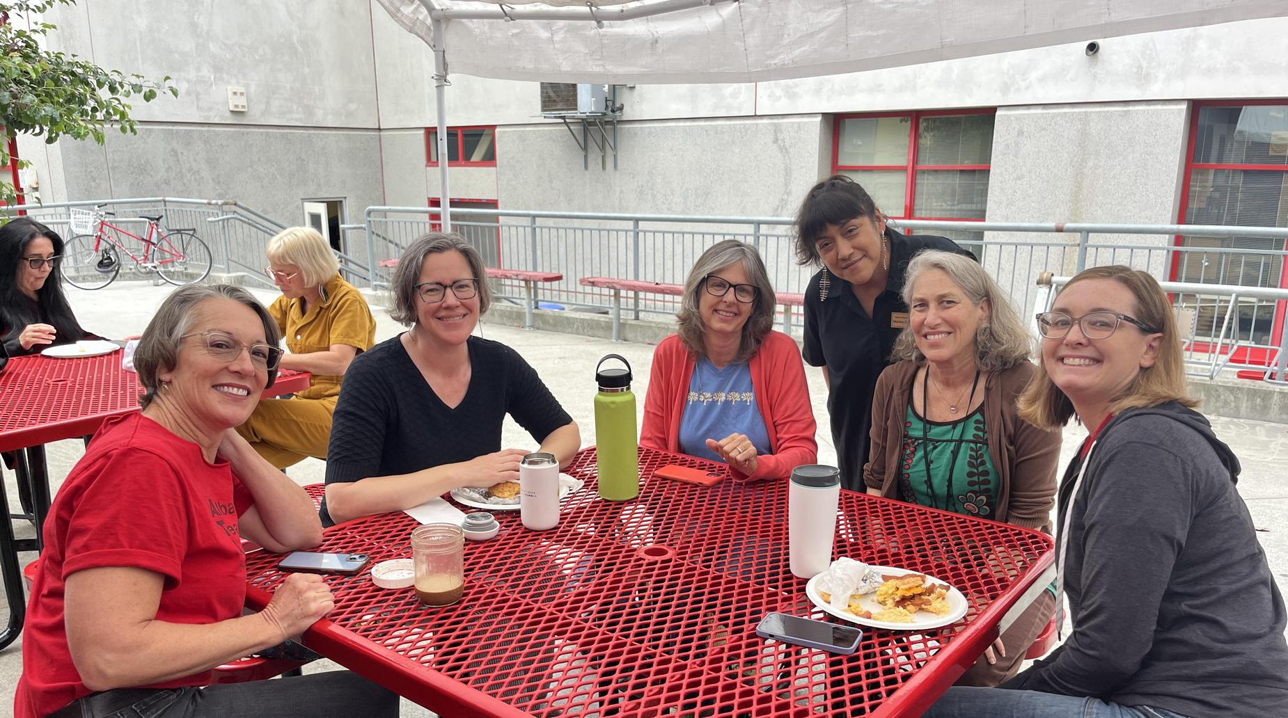 Breakfast meeting outside