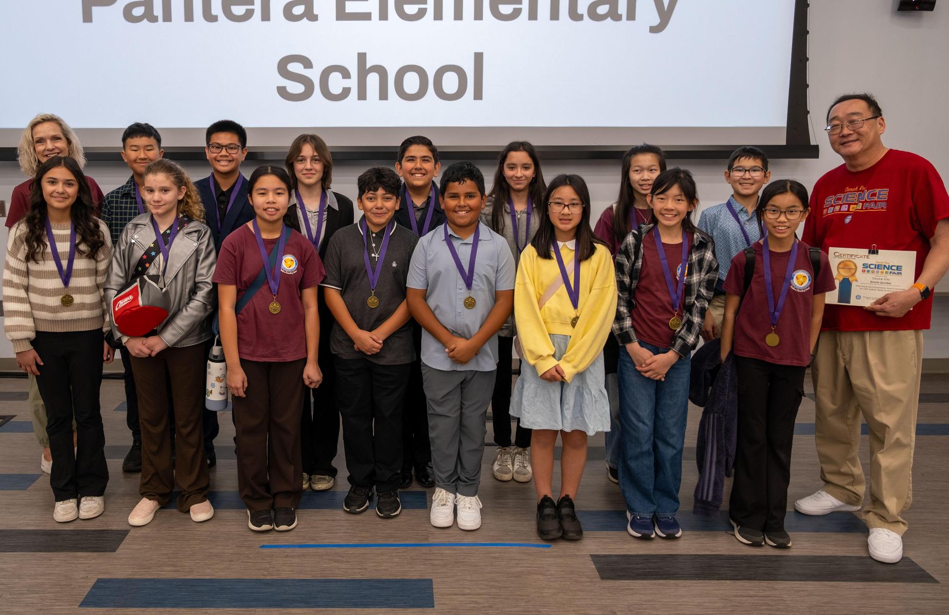 Pantera group of 18 students and 2 teachers