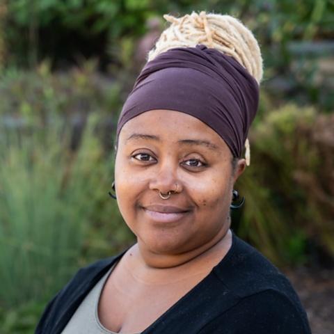 BarbaraBond's Profile Photo