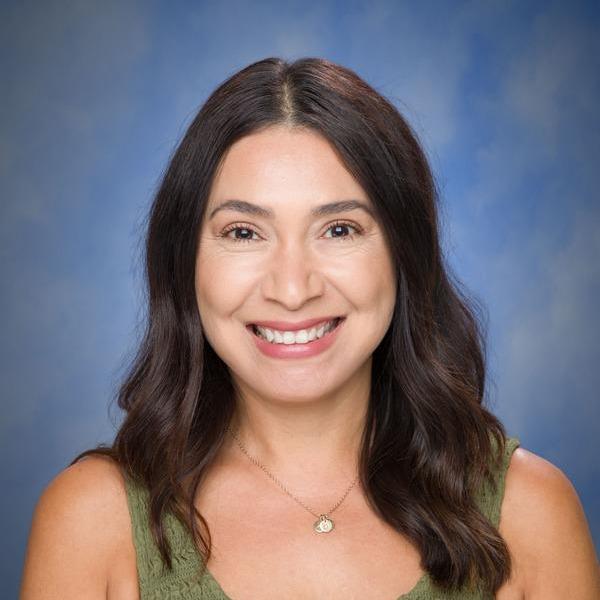 YeseniaBerrones's Profile Photo