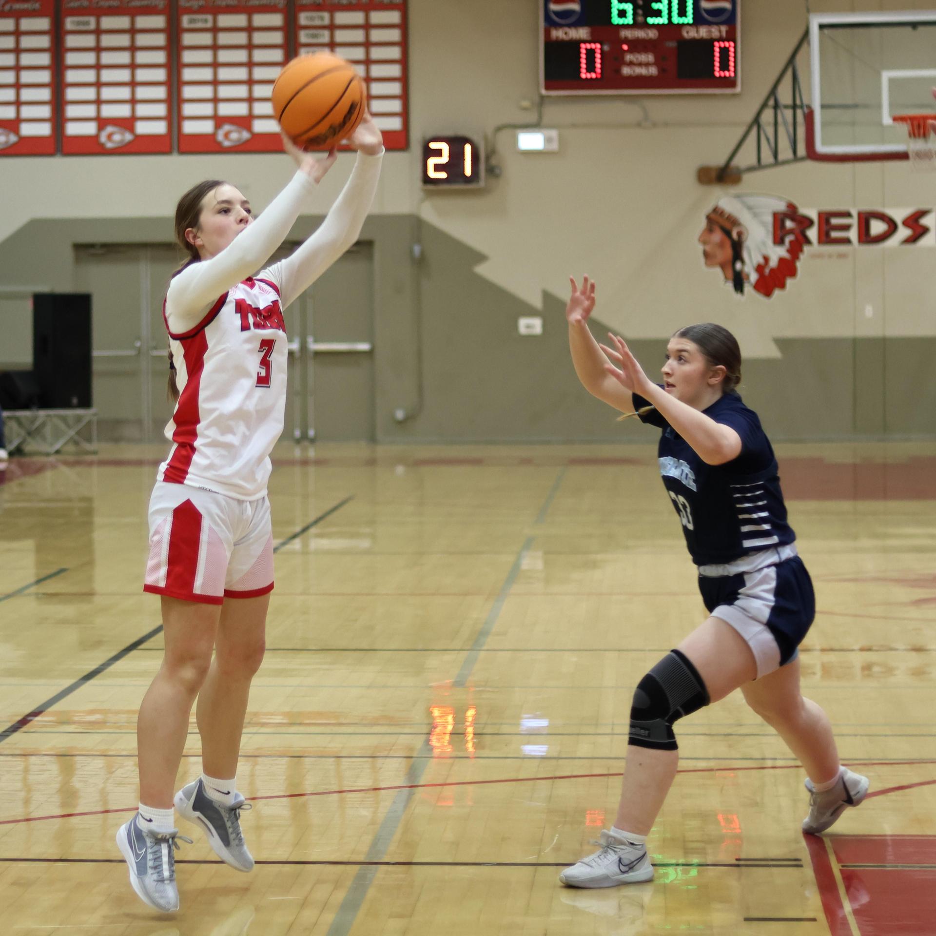 varsity girls playing against yosemite