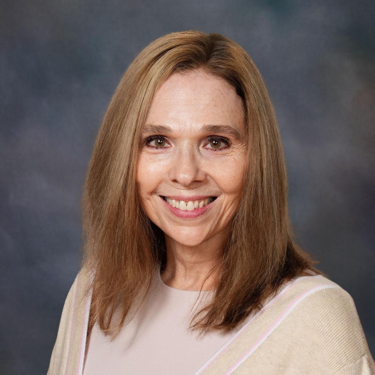 LisaMayhew's Profile Photo