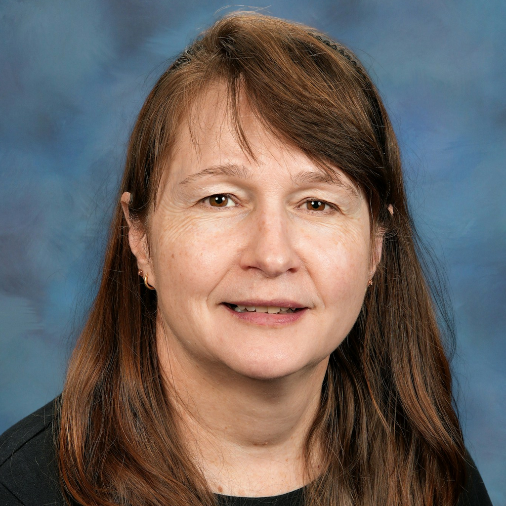 AprilSwarey's Profile Photo