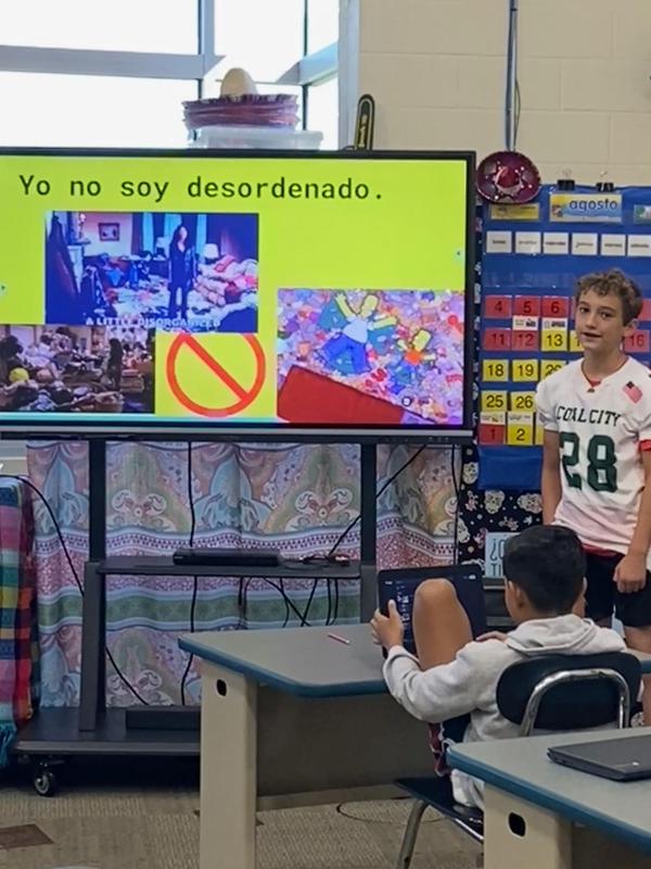 Seventh grade Español at CCMS