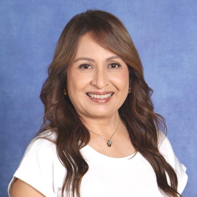 ClaudiaFlores's Profile Photo
