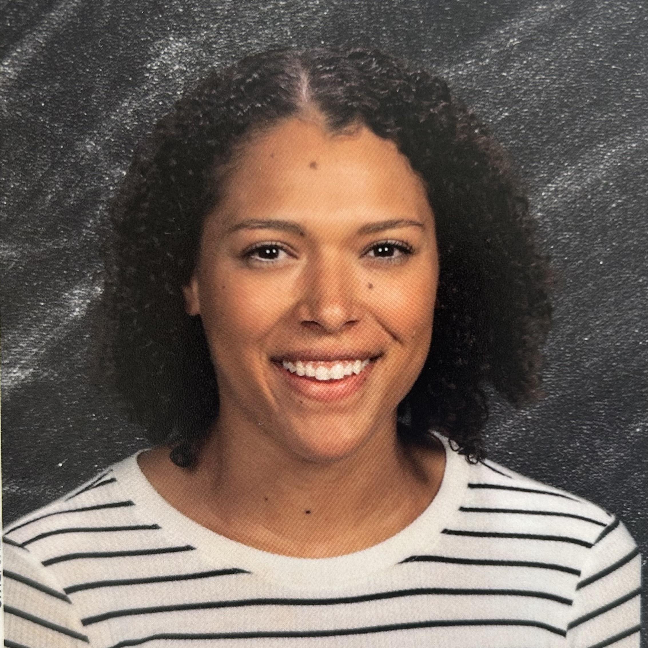 AngelaIdler's Profile Photo