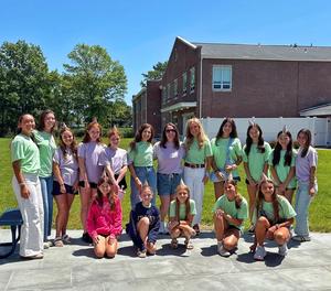 Shakespeare Camp/Model Treehouse group shot