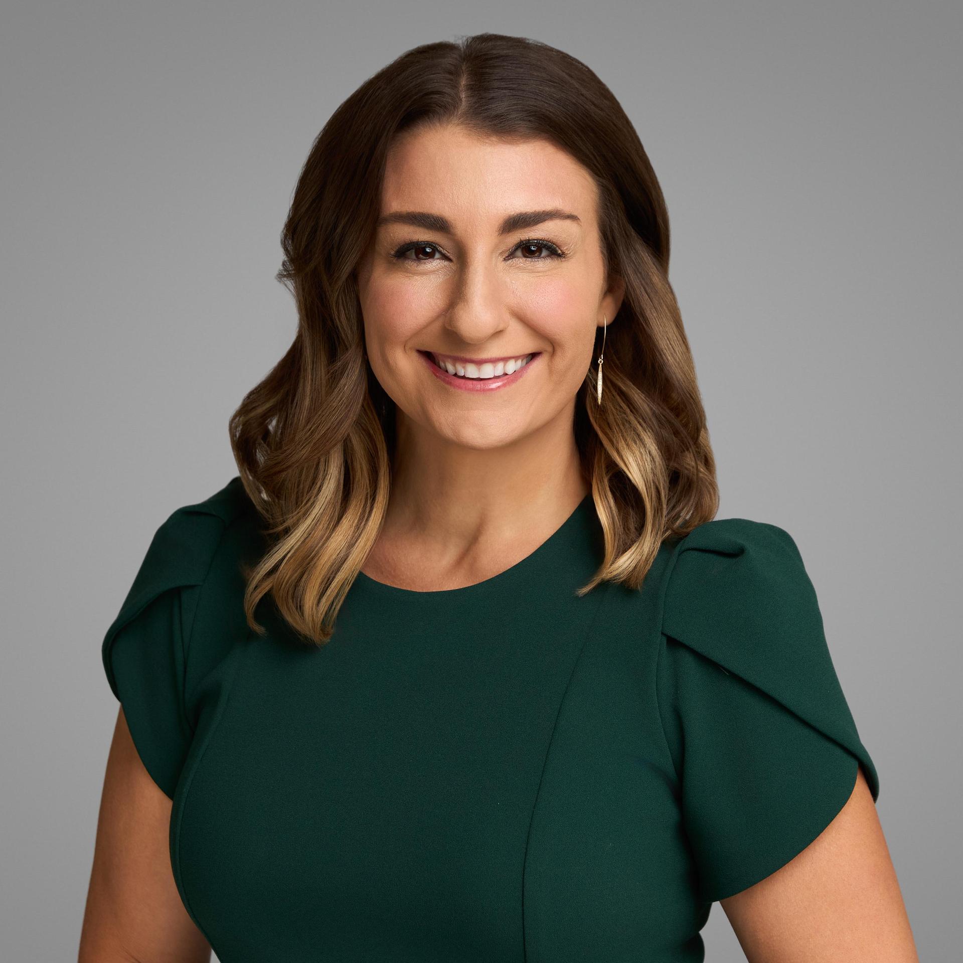 Sarah Reynolds-Leon headshot