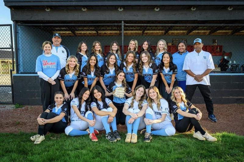 Bravettes Softball Team