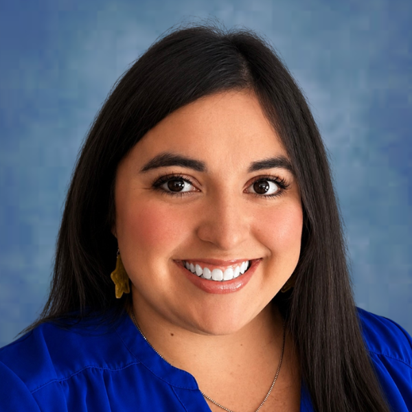 AlexandraJusi's Profile Photo