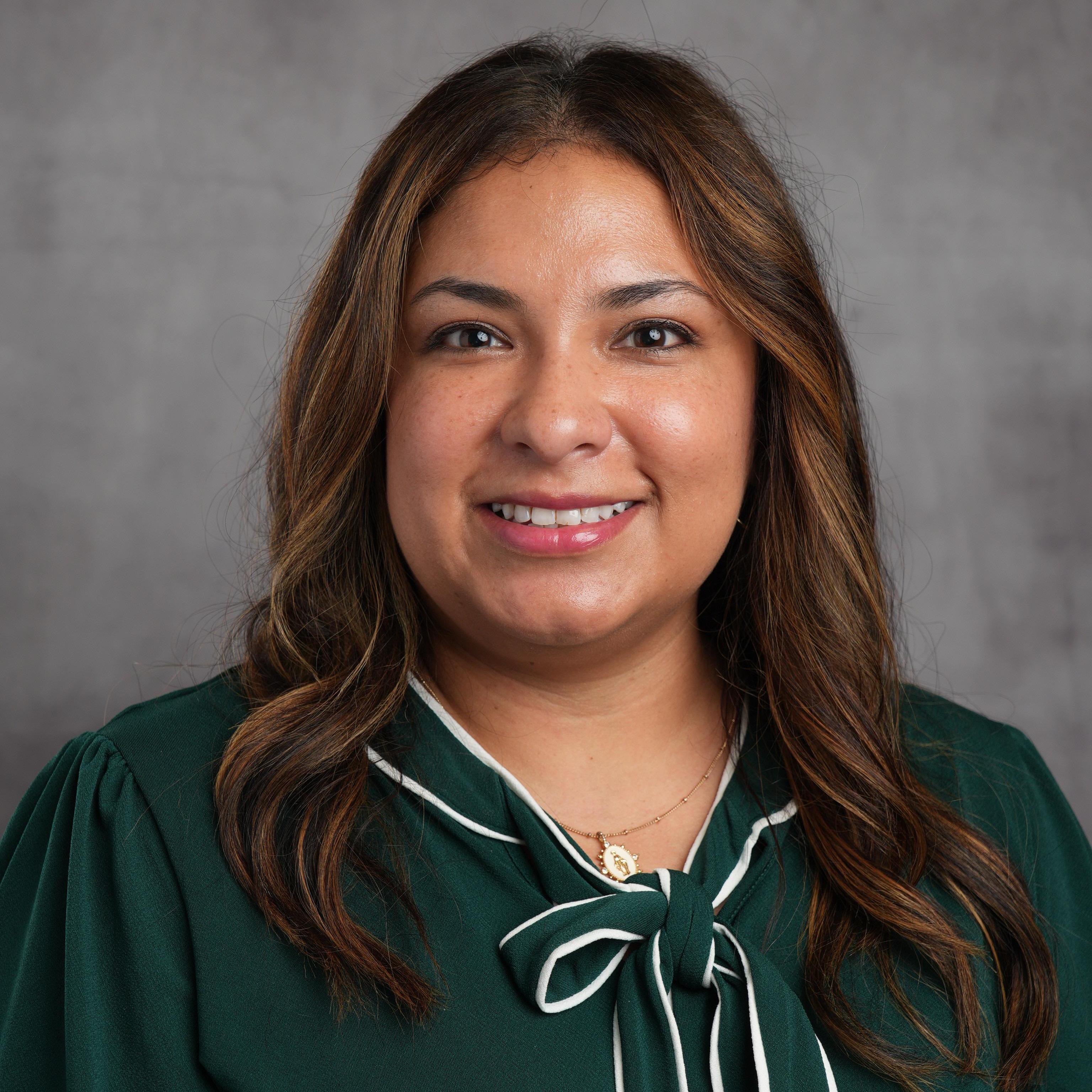 GloriaCanales's Profile Photo