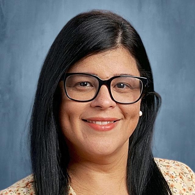 SaadiaPaz's Profile Photo