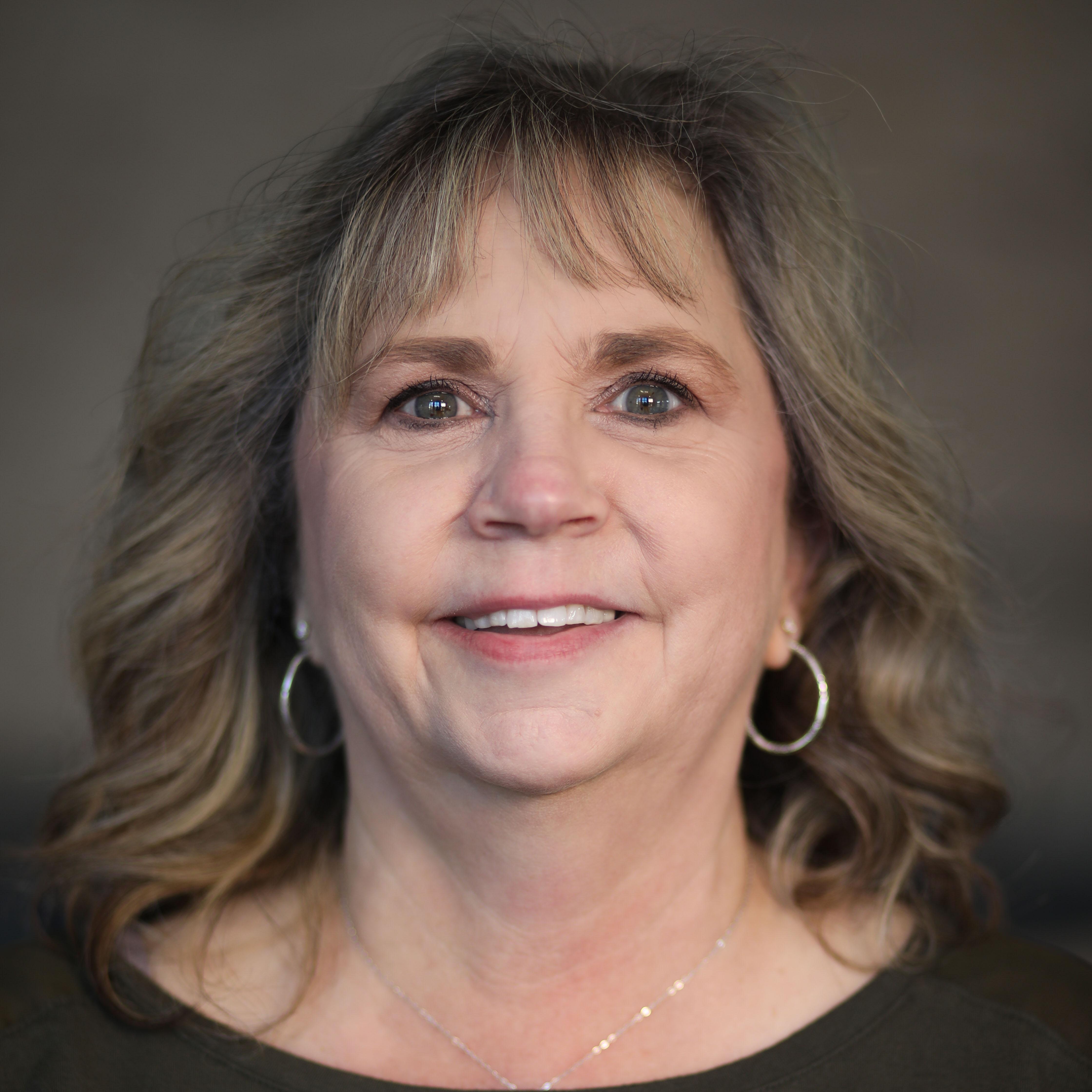KimNungaray's Profile Photo