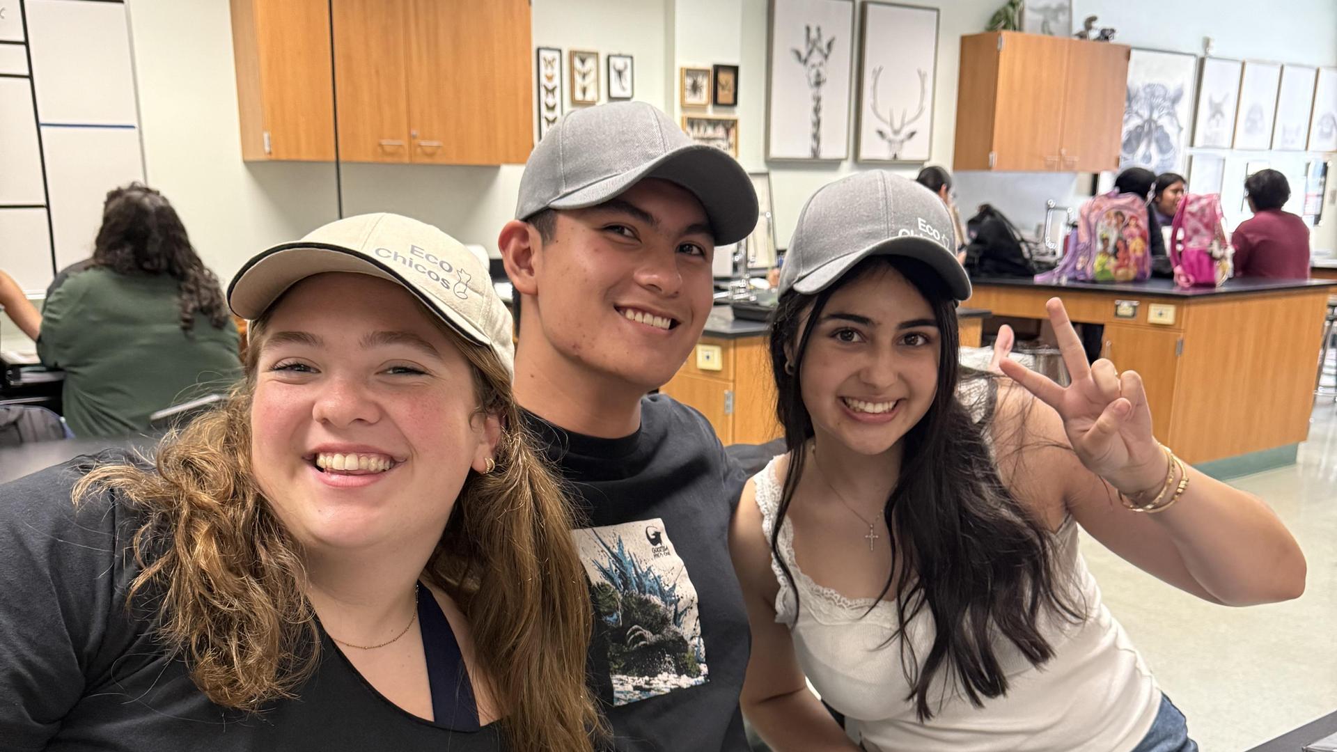 kids getting ready for club rush day